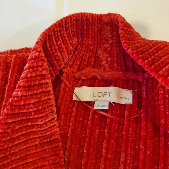 LOFT Red cardigan chenille super soft NWOT - Picture 4 of 6